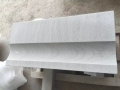 白い木製の砂岩タイル